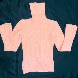 NWOT Beautiful Baby Pink Turtleneck Sweater